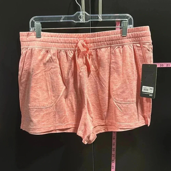 90° By Reflex Athletic shorts elastic drawstring waist, hip pockets,side slit - Picture 1 of 7